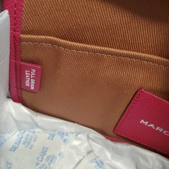 MARC JACOBS The Leather Small Hot Pink Tote Bag NWT - Picture 8 of 14